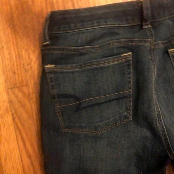 American Eagle SKINNY Kick WOMEN'S Short Jeans - Picture 8 of 12